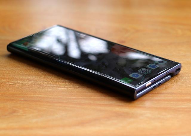 颜值超高拍照清晰,华为mate xs折叠屏手机