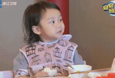 离婚7个月后，李小璐贾乃亮首同框：那些父母离婚的孩子，现在怎么样了？