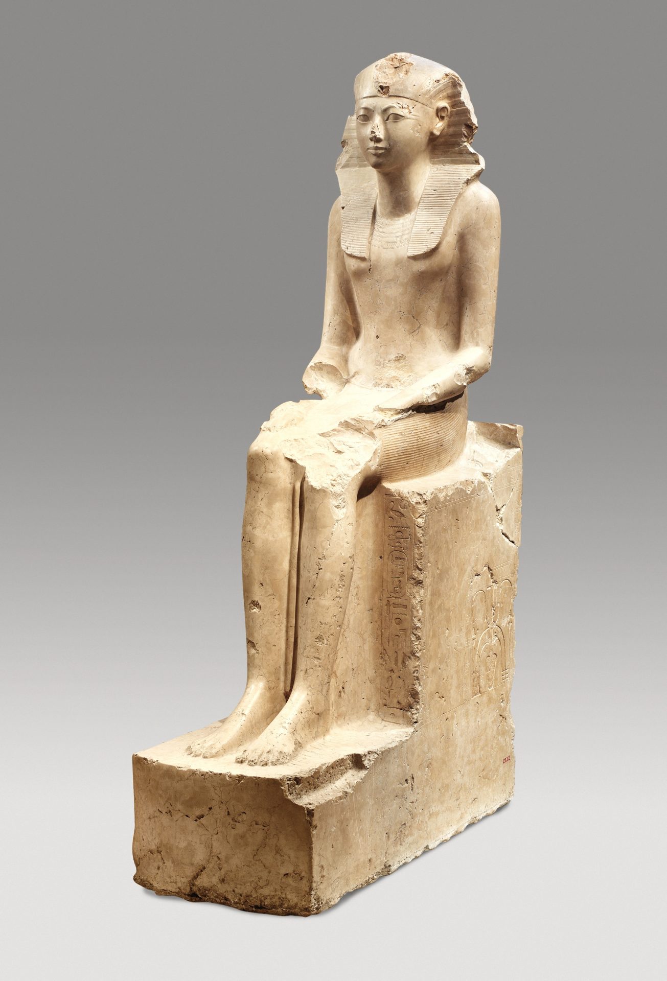 古埃及第十八王朝女法老 Hatshepsut 雕像，约公元前1479-前1458年，大都会艺术博物馆