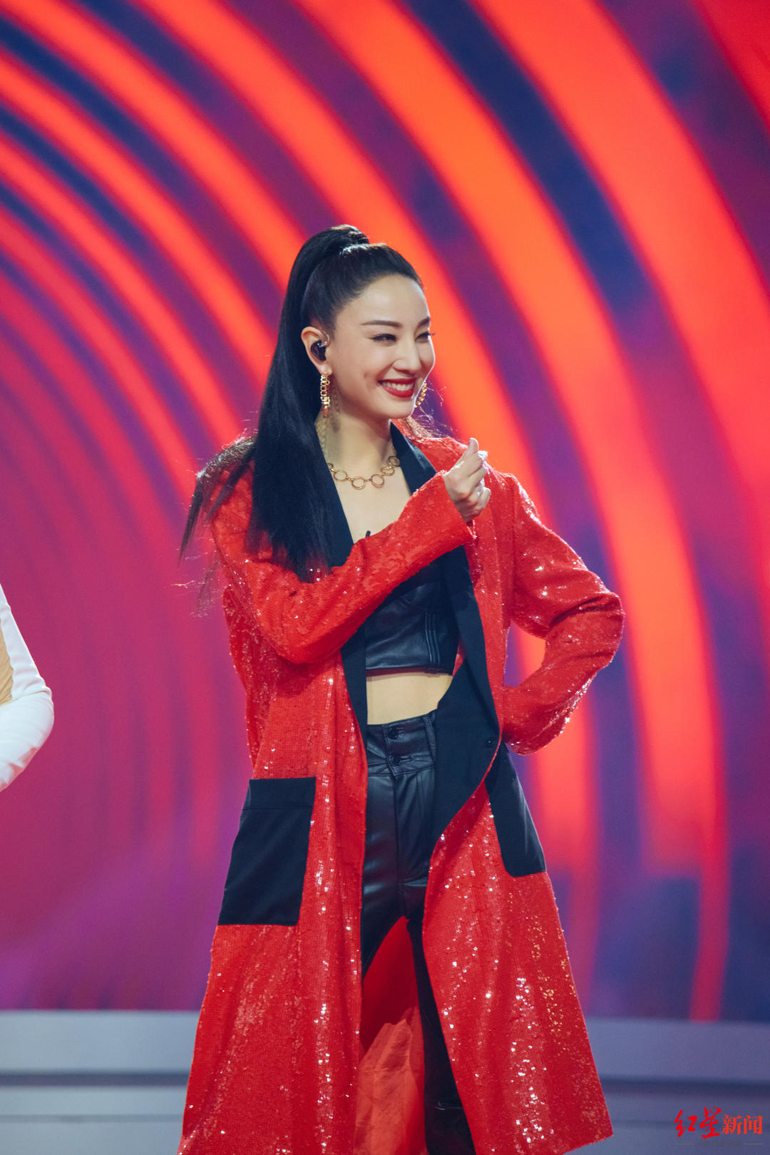 姐姐日记 ⑤|郑希怡:不止这一个舞台,整个人生都在乘风破浪