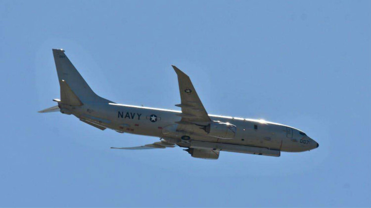 自6月9日派遣c—40运输机飞越台湾西岸以来,美军几乎天天派遣各型侦察