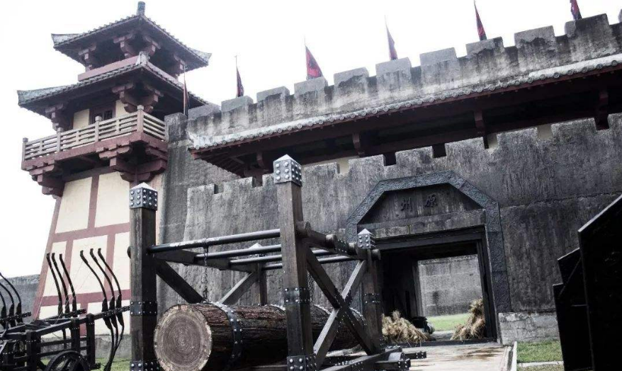古代战争中城门经常被撞开为什么不索性堵死古人智慧令人钦佩