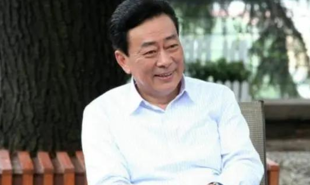 非常的熟悉,就在前段时间的《大染坊》中,他就扮演了气场十足的苗瀚东