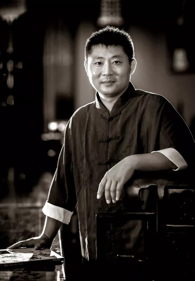 剑刀画派传承人一一梁晓东