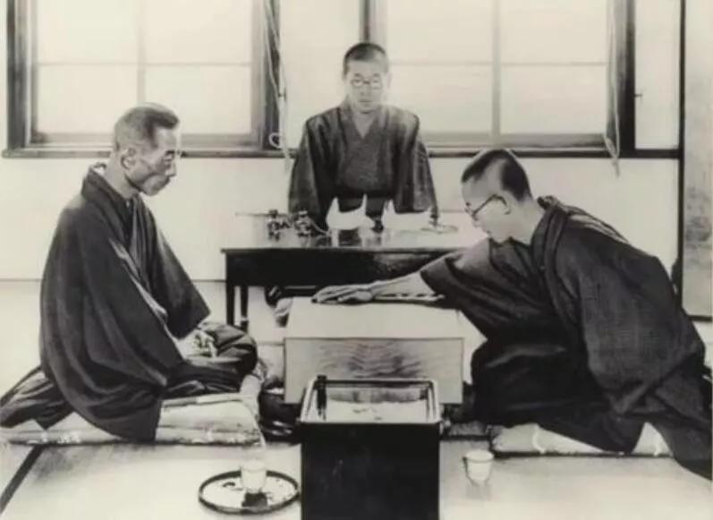 围棋是黑先还是白先