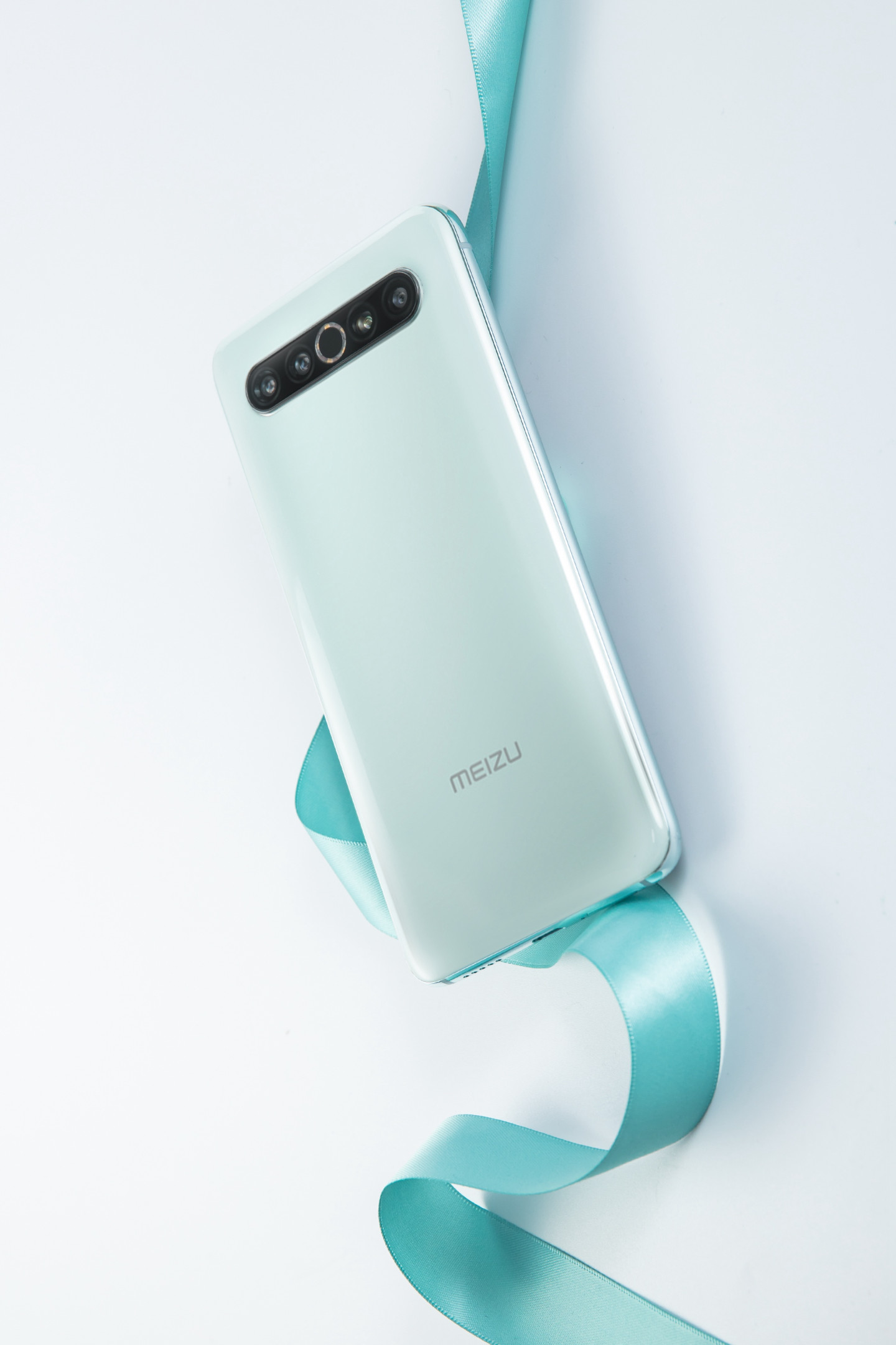 魅族17 pro「月白天青」配色官方图赏