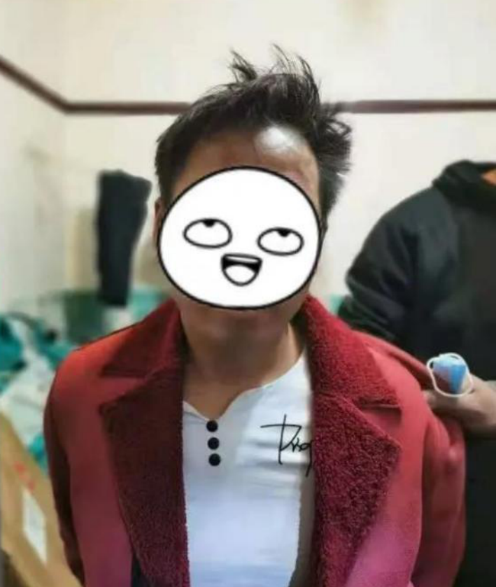 男子四川杀人后逃云南苦练“缩骨功”6年 被抓时卡在垃圾通道