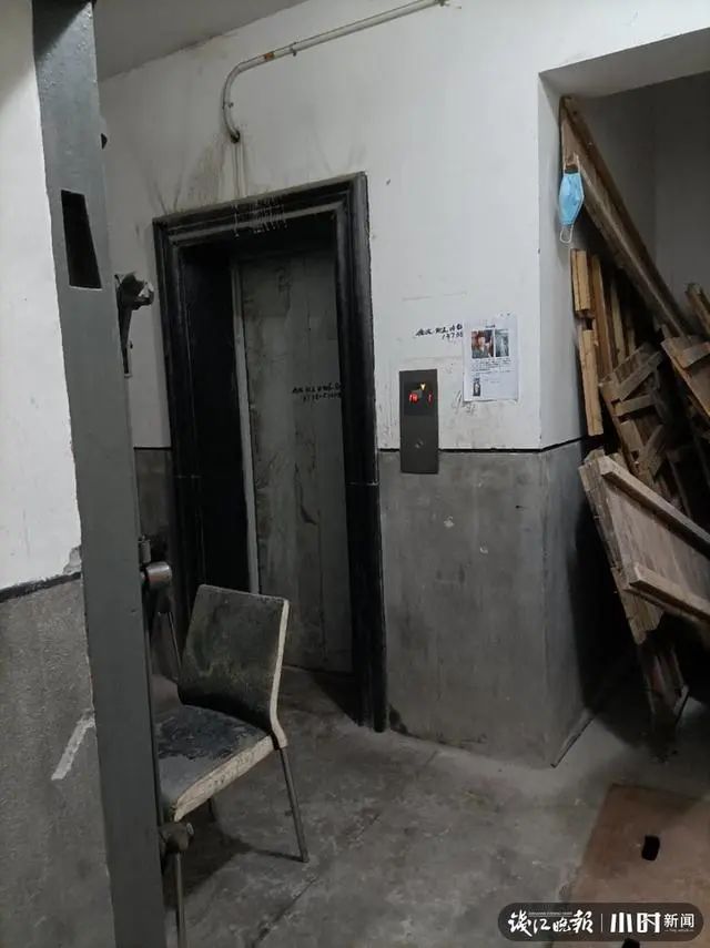 （4幢电梯，可以到达负一层）