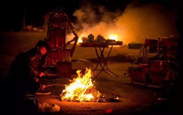 传统鬼节道教中元节佛教盂兰盆节这么多节咋都在七月十五