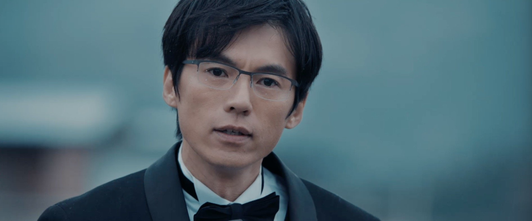 李九霄饰演的周宇,则是一个无法放过自我,在堕落中挣扎,试图寻求出口