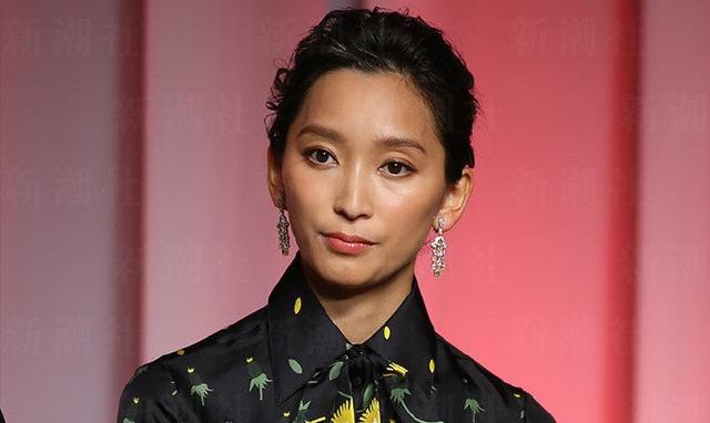 渡边杏过去遭到前公司经纪人的逼迫,要求她和球星中田英寿发生关系