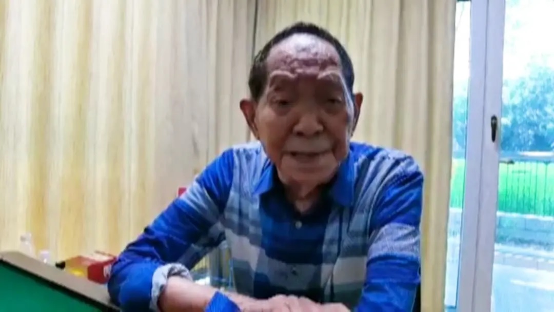 （中国工程院院士、杂交水稻之父袁隆平）