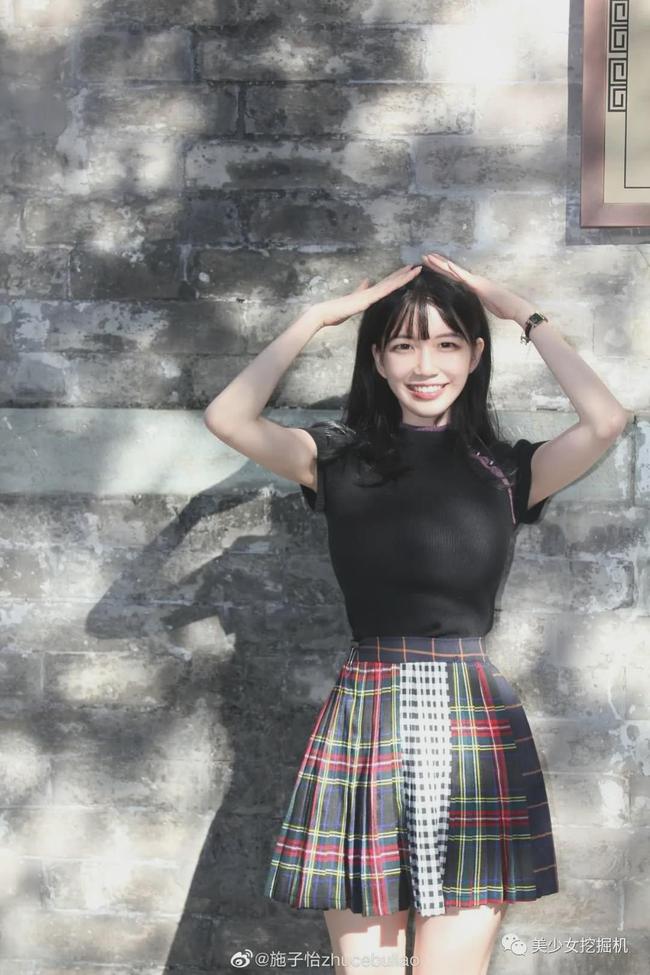 半藏森林毁了直男的想象,她毁了直男对知乎文艺女神的向往