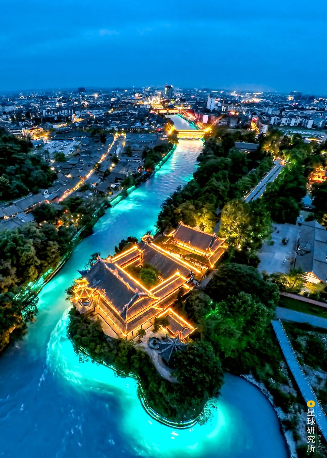 去成都,为什么要去都江堰?