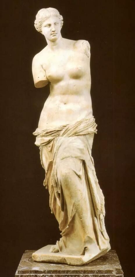 在古代西方,艺术家们为什么喜欢创作维纳斯?这题材有啥特殊意义