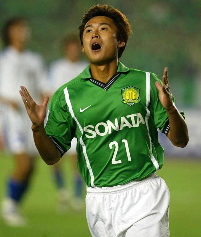 高雷雷宣布退役为何山东球迷会感谢他曾发生过什么事