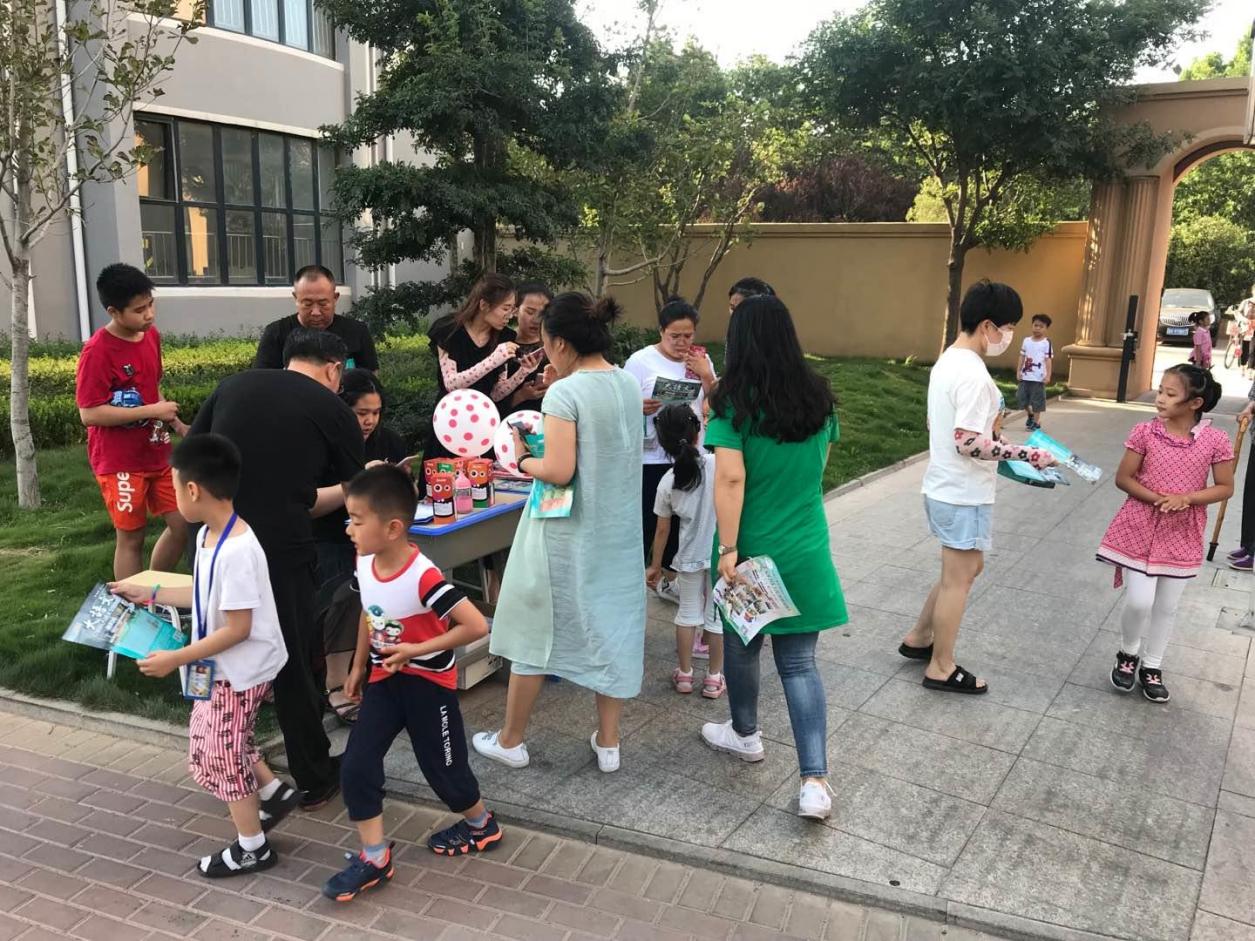 火热的豆神大语文地推活动