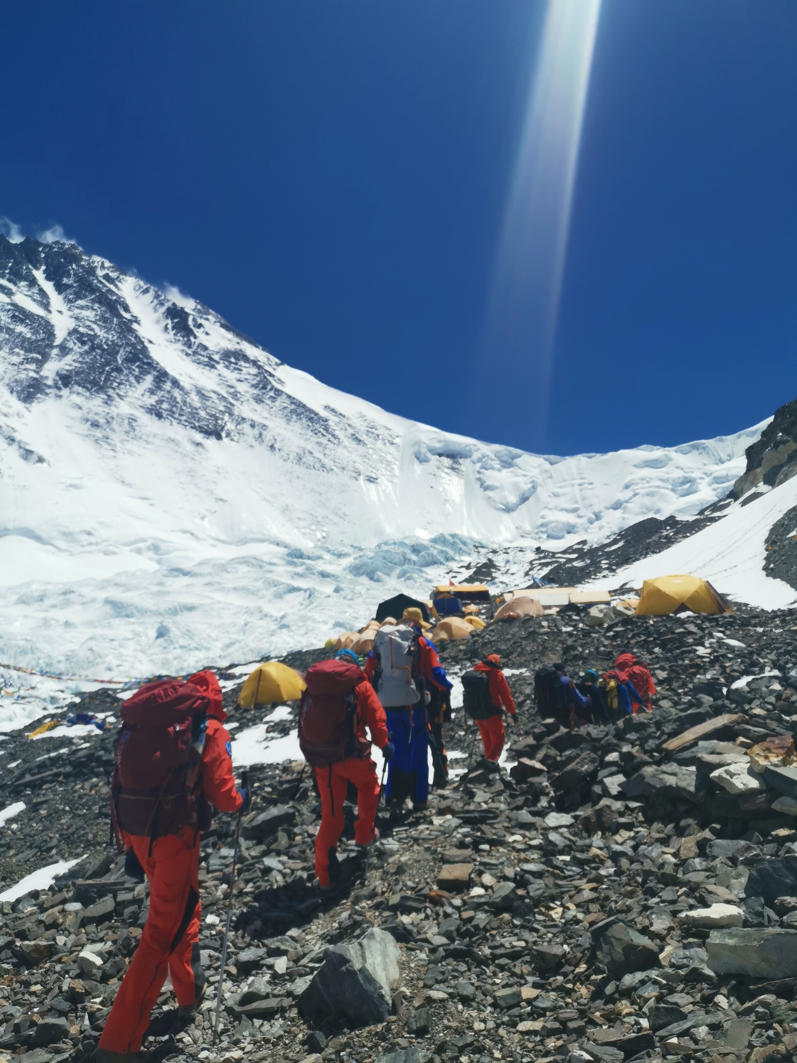 图集复盘珠峰高程测量登山队登顶珠峰过程