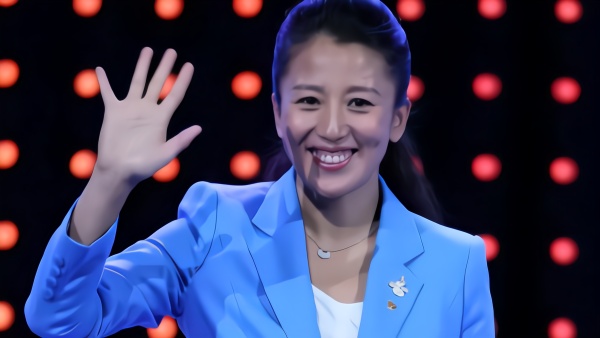 对面｜<em>杨</em>扬：妈妈们，请放手让孩子享受<em>体育</em>