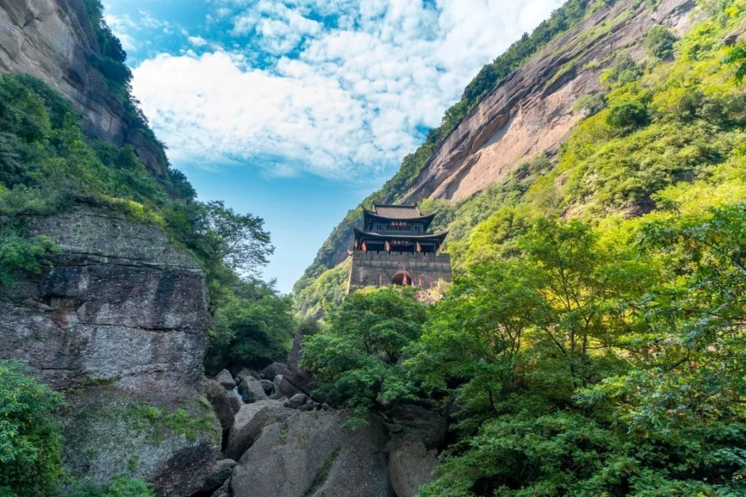 脚步丈量剑门关栈道,让你秒懂徒步者心中的“私藏圣地”~__凤凰网