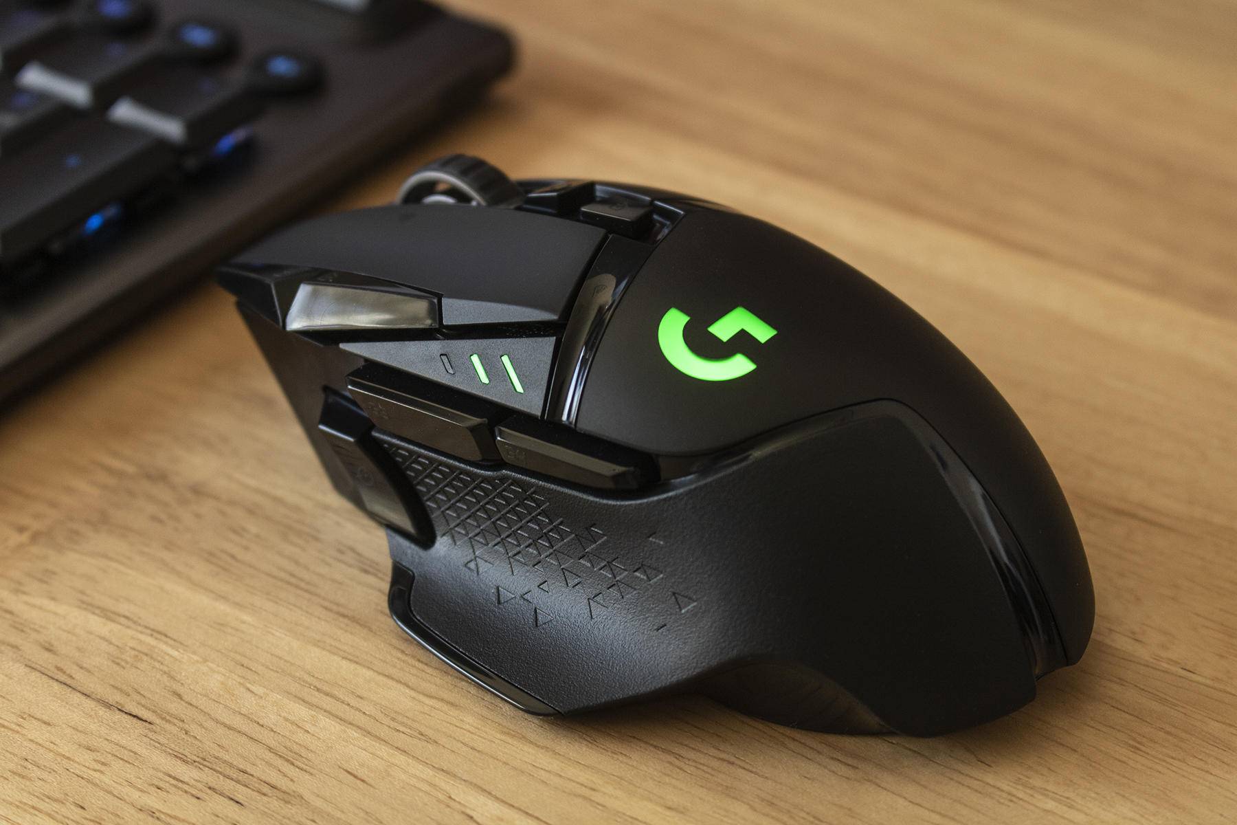 游戏鼠标的终极形态罗技g502无线鼠标开箱体验