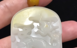 每日美玉：龙行天下