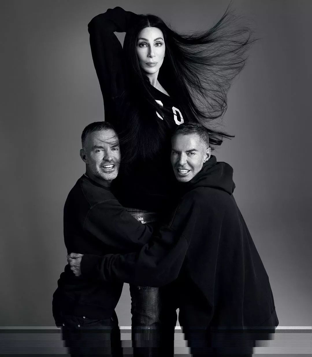 73岁的cher奶奶惊喜担任dsquared2广告模特_凤凰网时尚_凤凰网