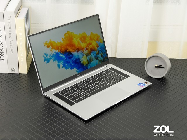 全屏生产力 荣耀MagicBook Pro锐龙版评测 