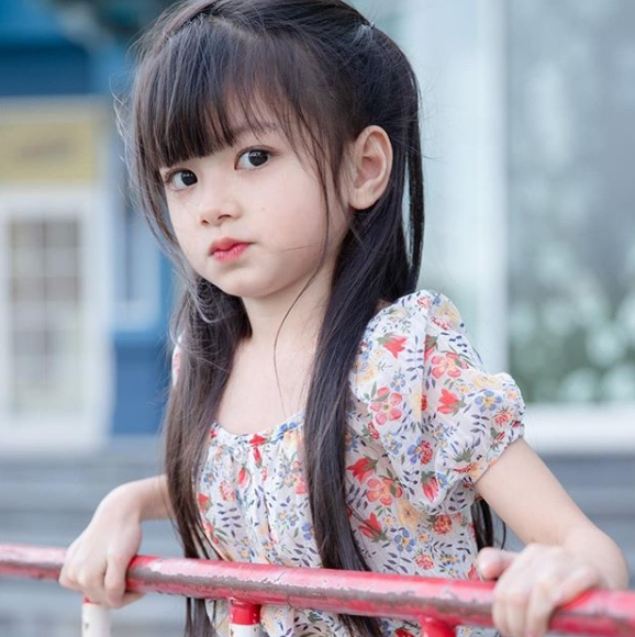 泰国小童星女图片