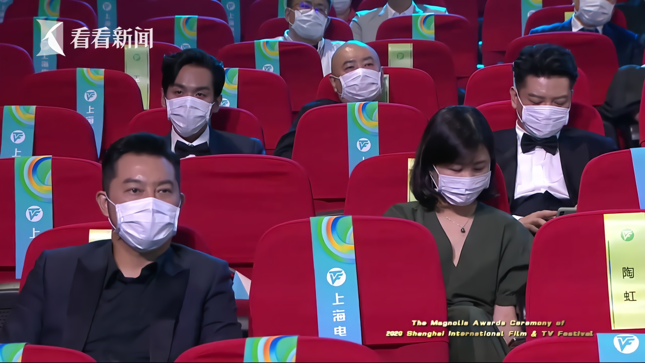 《小欢喜》导演汪俊获“白玉兰”最佳导演