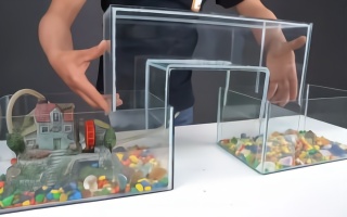 利用负压原理制作独一无二的鱼缸，让小鱼在两个鱼缸中自由穿梭