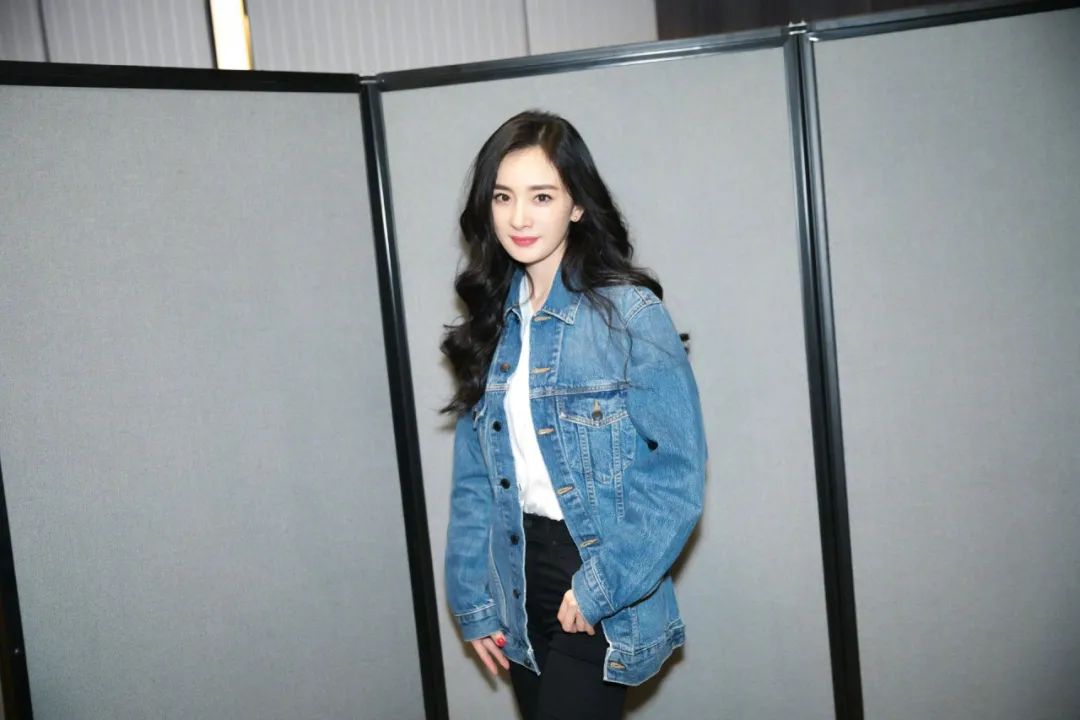 教你美杨幂总穿的牛仔外套我也得有一件儿