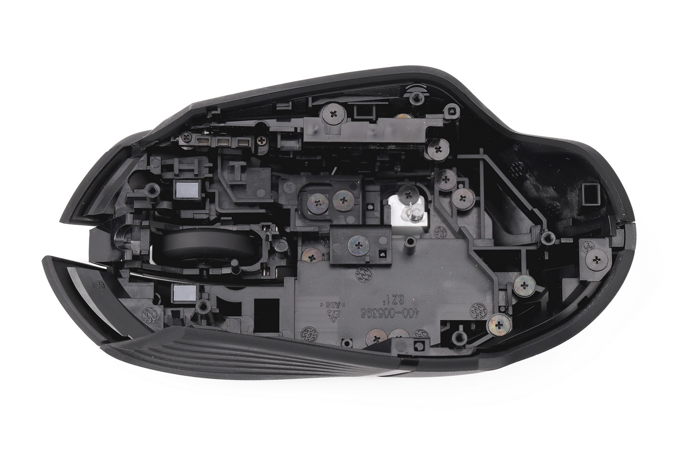 游戏鼠标引擎突飞猛进罗技g402凭什么当6年老干部