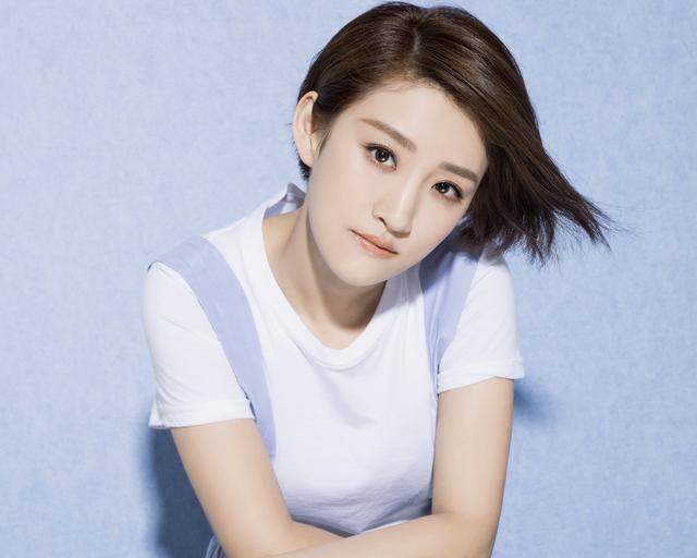 兼具,却又十足的谦卑有礼,演员任坤常被前辈点名终于等到的那颗美玉