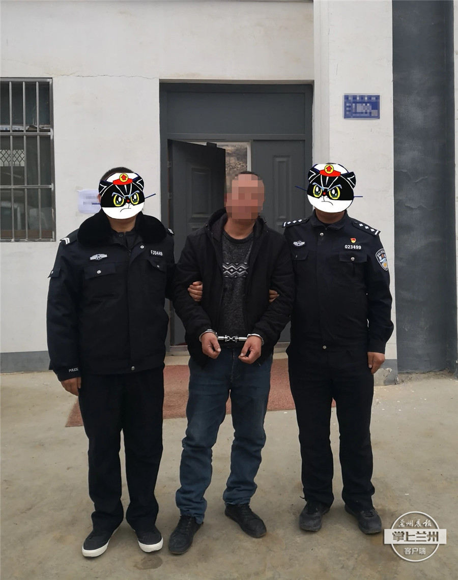 网络平台发布辱骂警察视频 麦积区一男子被行拘__凤凰网