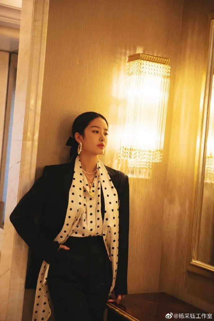 嫁给刘亦菲教父拥有周韵气质撞脸石原里美网友年龄不是问题