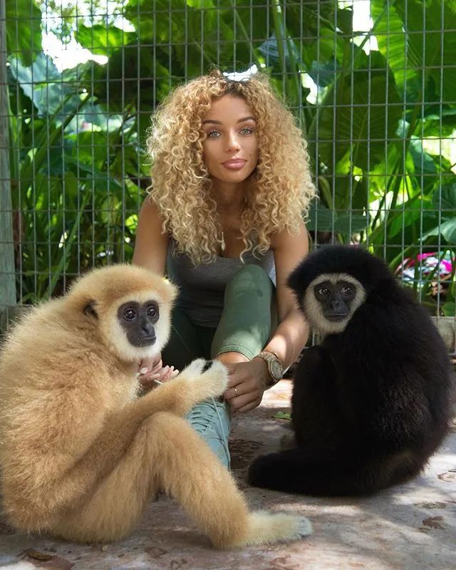 大英帝星后悔吗?前女友频晒性感自拍,隔空报复林加德