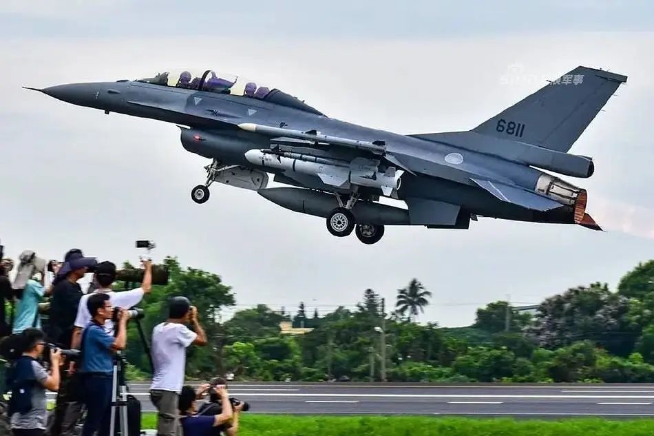 台军的f-16a/b升级到f-16v之后,雷达换了,航电