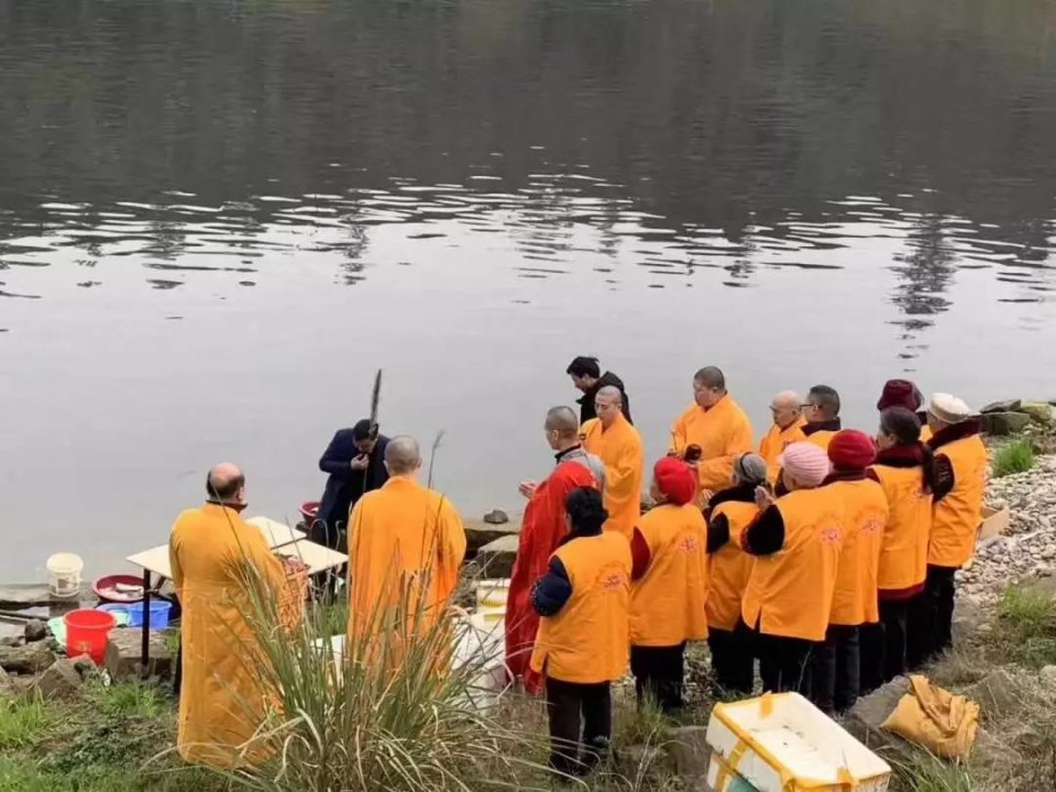 佛教知识 什么是 三障 三途 八难