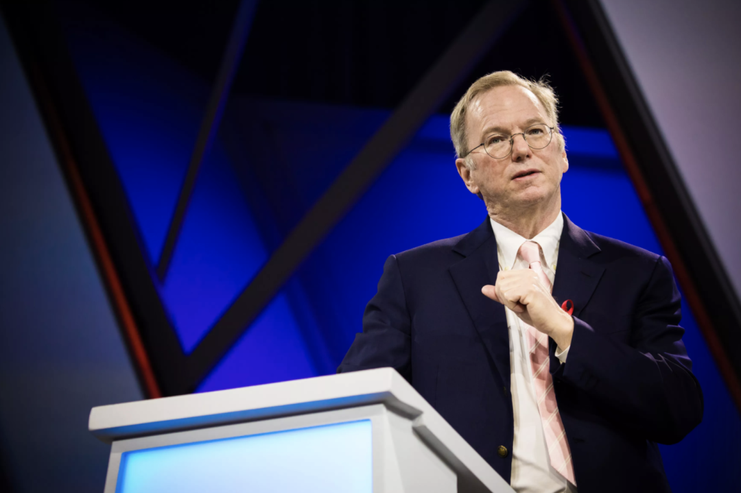 谷歌董事长施密特退休后当起了美国军方的硅谷买办