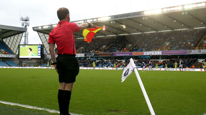 足球规则制定机构决定对越位法律进行重大审查考虑改变越位规则