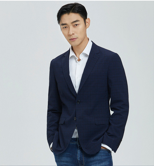 没时间定制西装?衣邦人上门量体了解一下