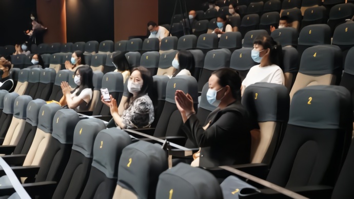 影院复工第一天，用《第一次的离别》庆祝“重逢”