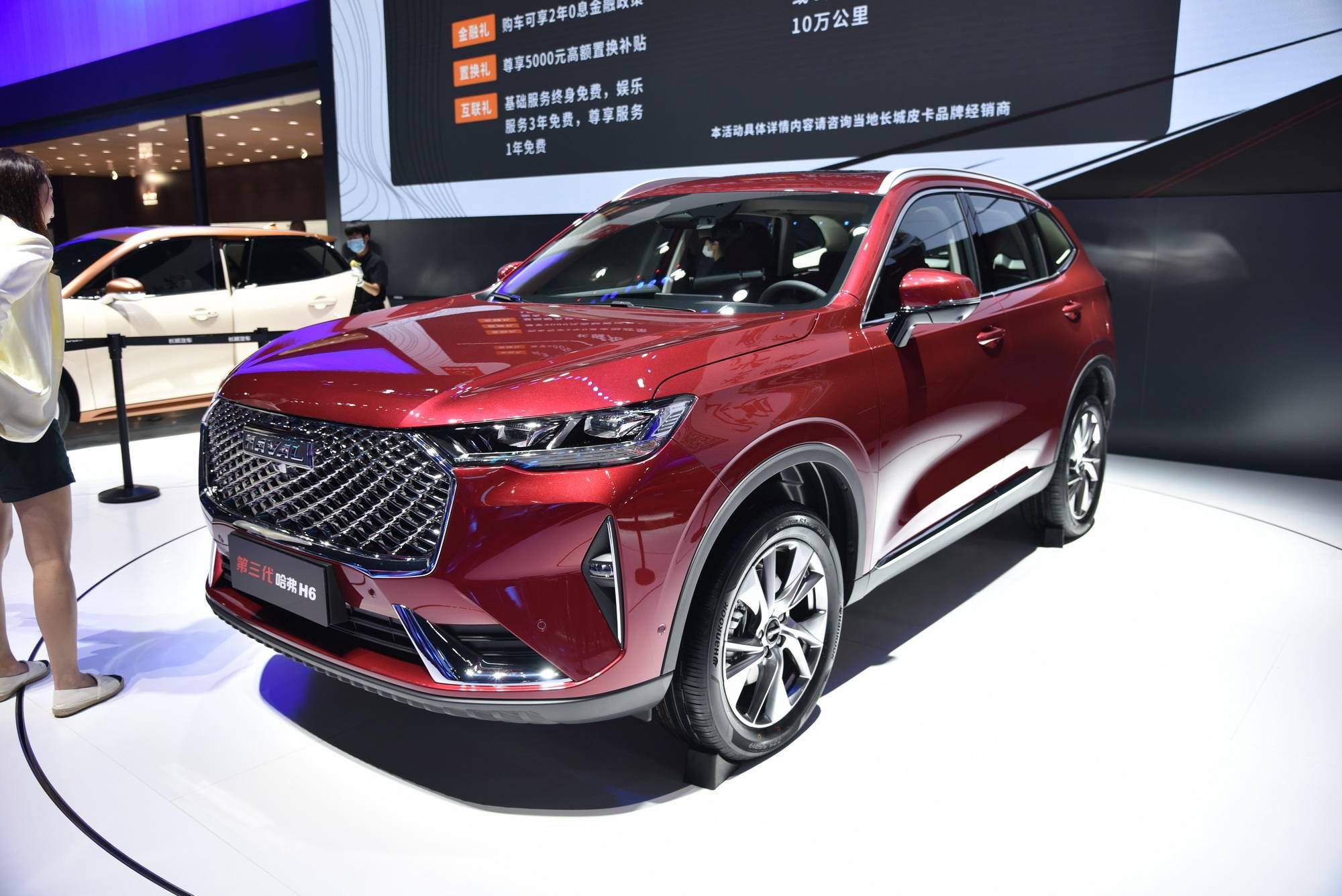 自主"神车"换新颜,成都车展实拍全新哈弗h6