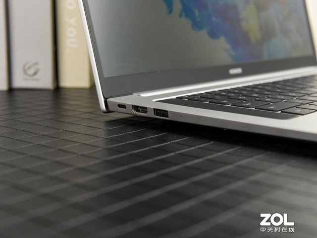 全屏生产力 荣耀MagicBook Pro锐龙版评测 