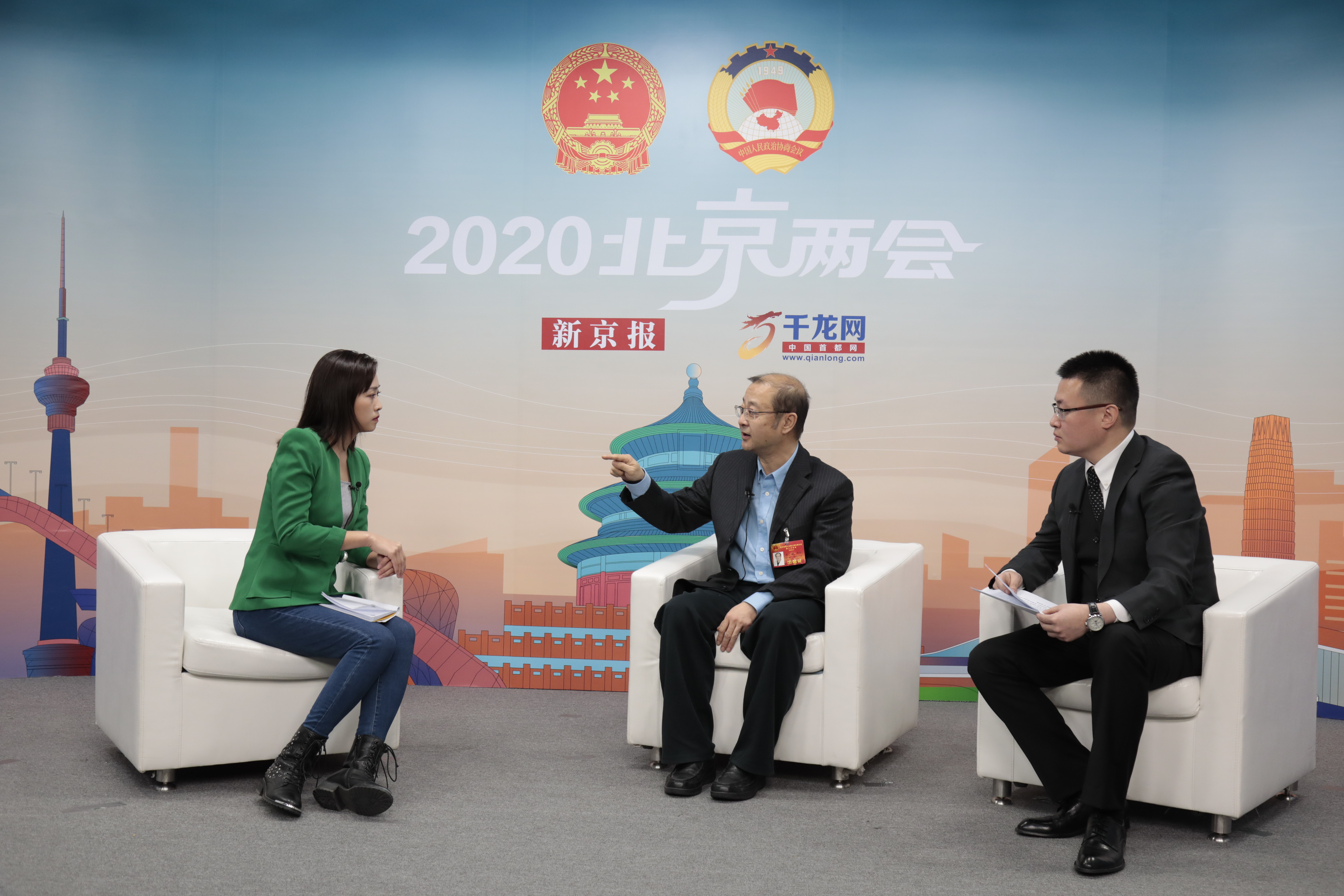 北京今年增设aed人大代表建议奖励施救行为