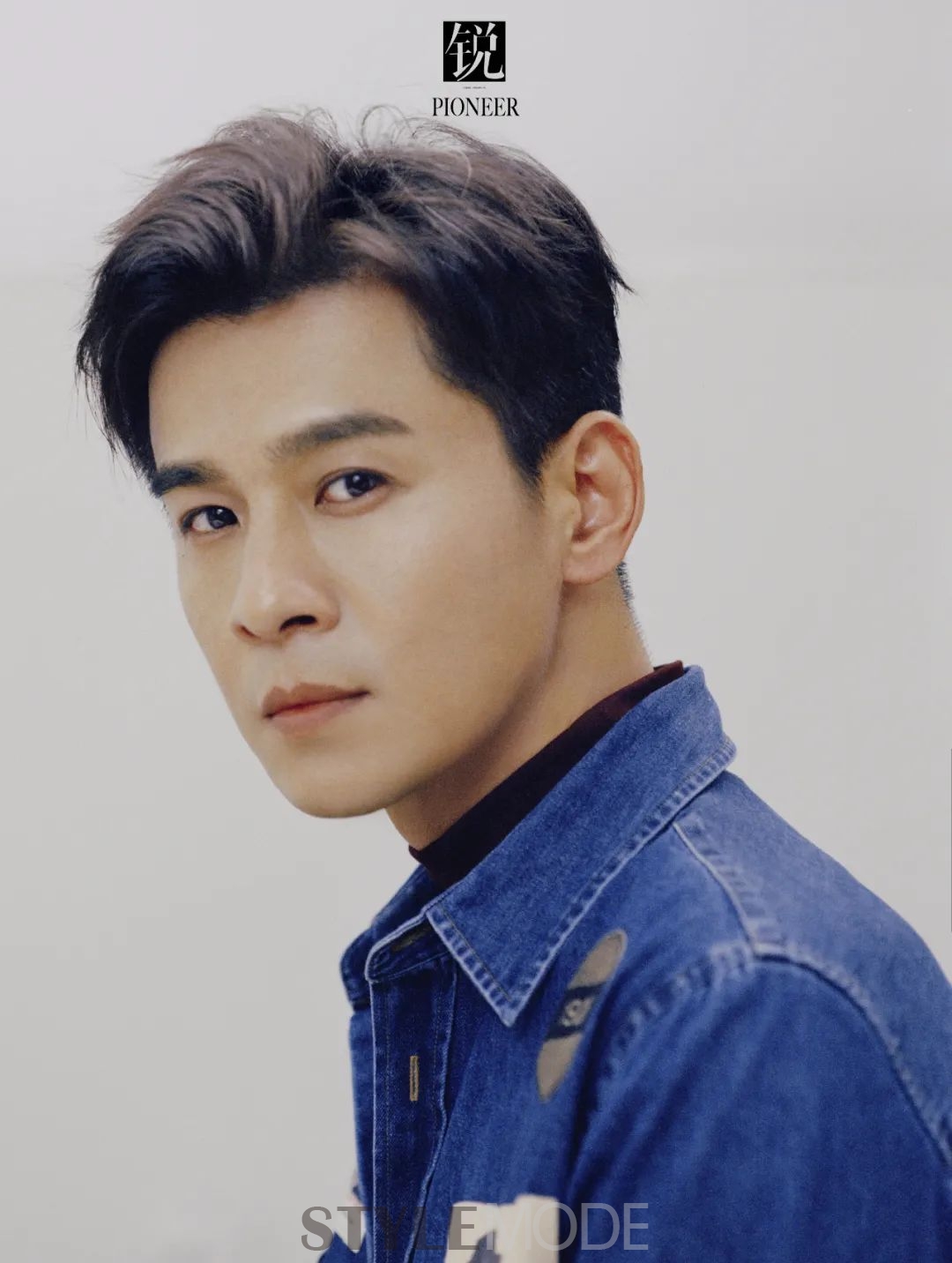 乔振宇:色若春晓,清雅出尘__凤凰网