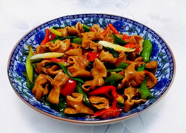 大厨教你这样做肥肠,营养又好吃,非常适合老人和小孩吃__凤凰网