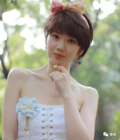 女人天下 正文(虽然图很糊,但年轻时苑冉的颜值放在现在妥妥的大女主