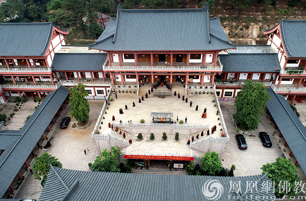 花都华严寺药师殿(图片来源:凤凰网佛教 摄影:花都华严寺)